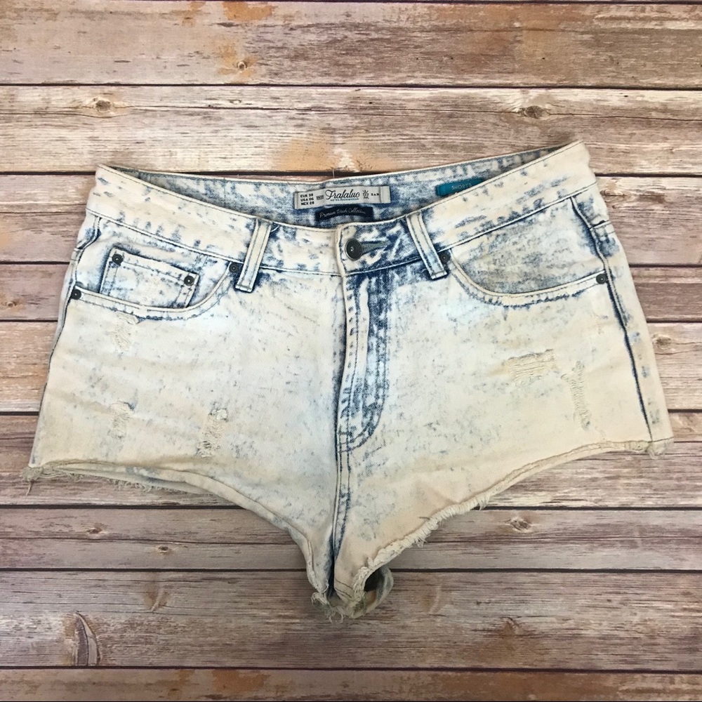 Zara Trafaluc Acid Wash Cut Off Booty Shorts SZ 6